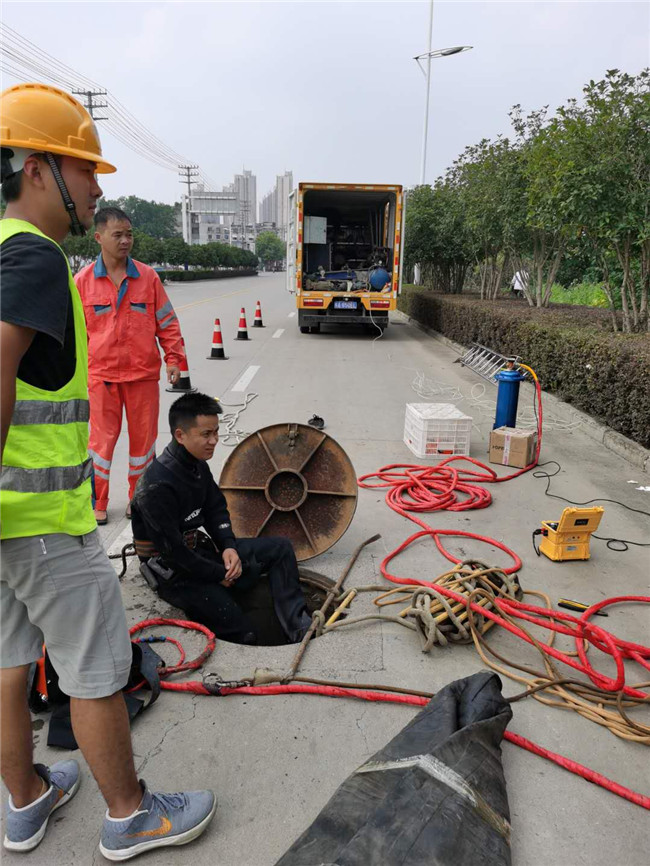 东澳镇翻衬法管道修复技术主要工序