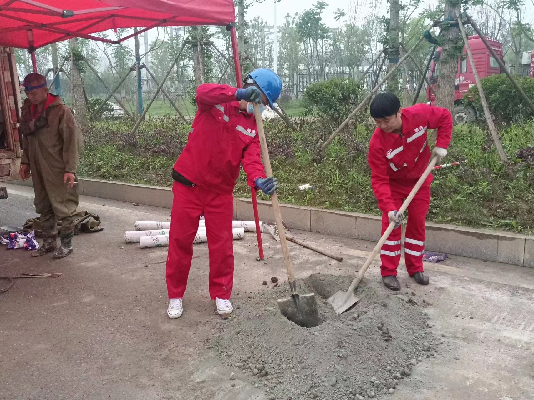 东澳镇管道疏通哪家好】及时进行市政管道清淤